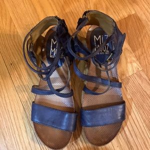 MIZ MOOZ - Blue leather sandals